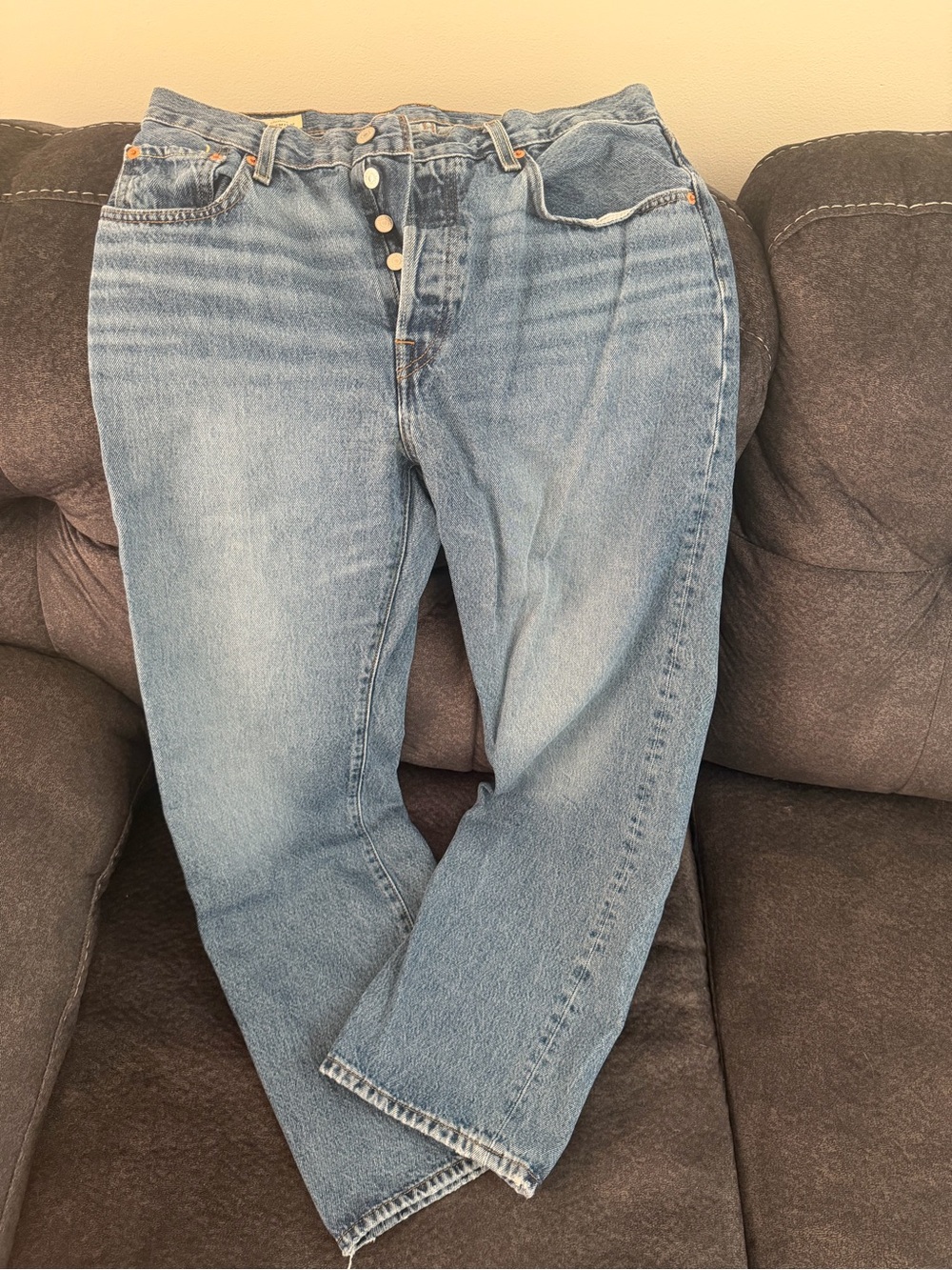 Levi’s Classic 501 High-Rise 90s dark Wash Women’s Jeans size 30